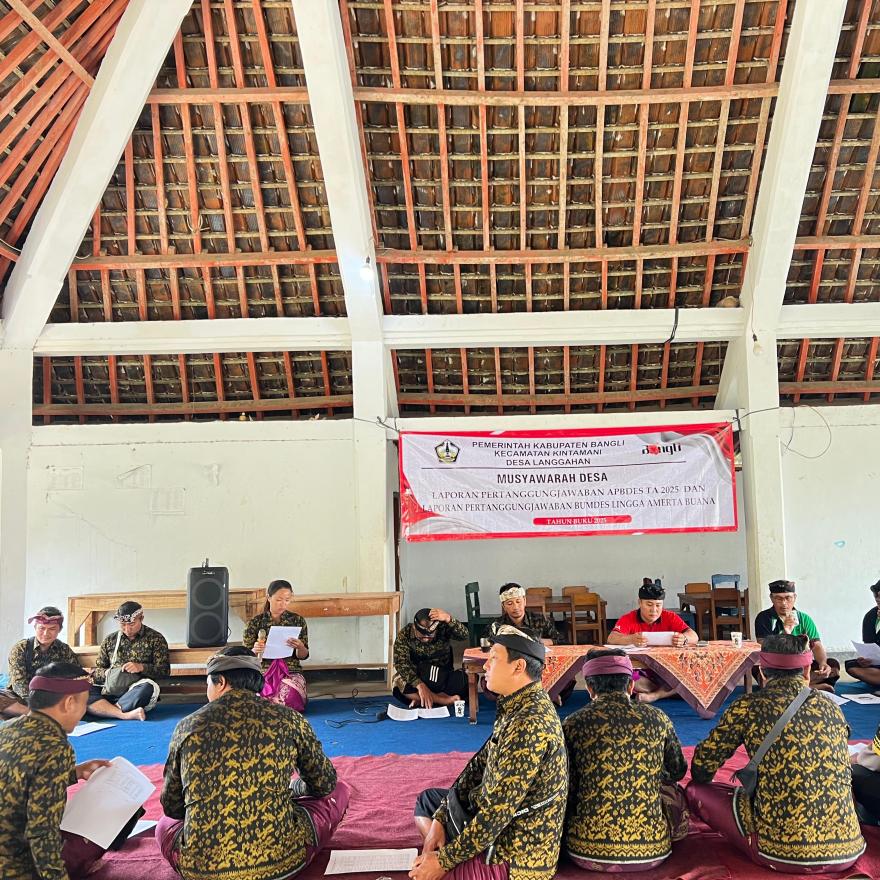 MUSDES PERTANGGUNG JAWABAN APBDES TAHUN 2025 DESA LANGGAHAN